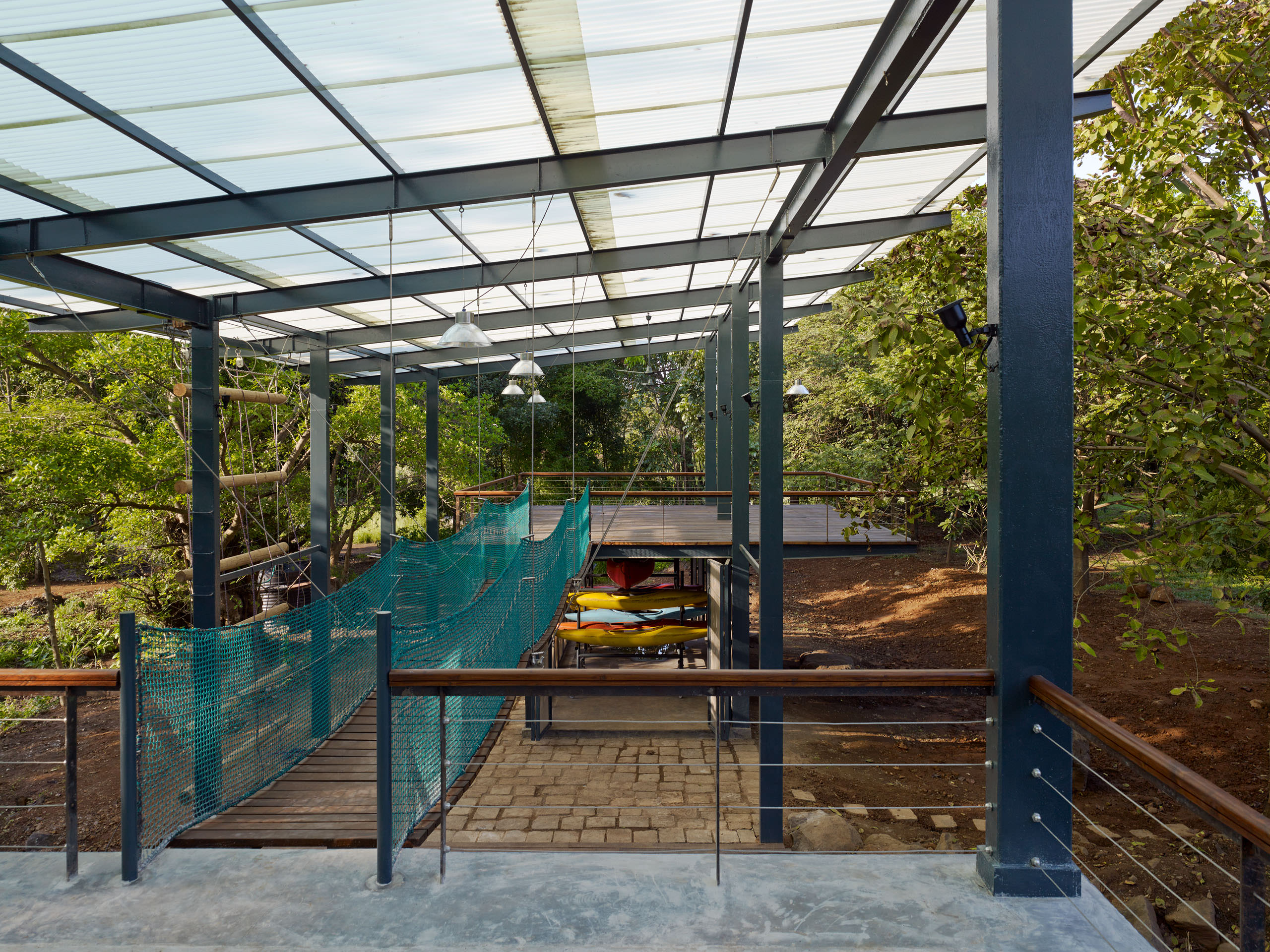 E13461 Alpa 040923 j2560